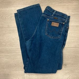 Wrangler Men’s Straight Leg Jeans